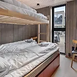 Modern Apartment By The Ocean In Henningsvaer, Sleeps 8 아파트 헤닝스베르