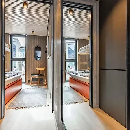 Apartment Moderne Ved Sjoen Med Opptil Atte Sengeplasser