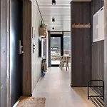아파트 Modern By The Ocean In Henningsvaer, Sleeps 8 헤닝스베르